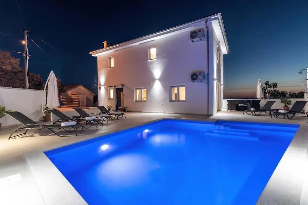 Villa Marko By Aneo Travel Ledenice 0*,